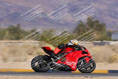 media/Dec-15-2023-Apex Assassins (Fri) [[91f19fb1c7]]/Trackday 1/Session 2 (Turn 4 Entry)/